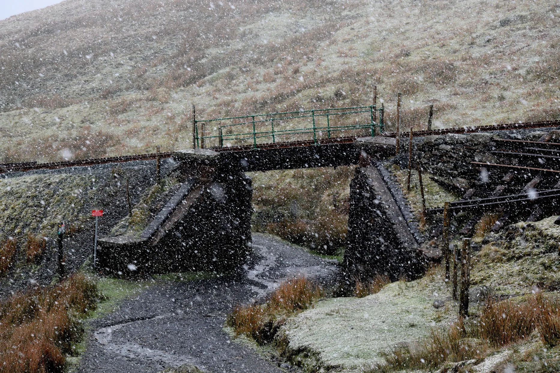 snowdon-railway-bridge.jpg