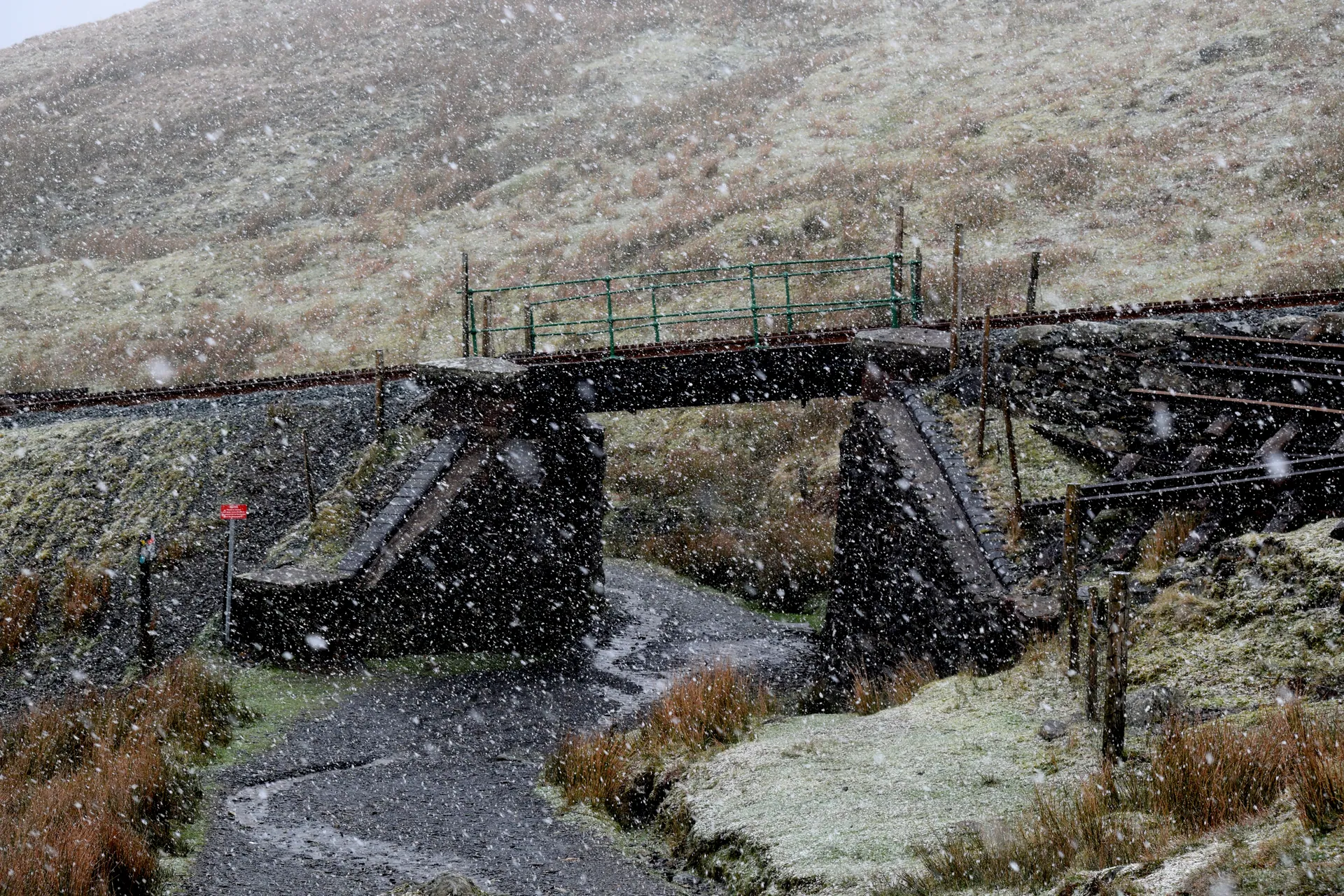 snowdon-railway-bridge.jpg